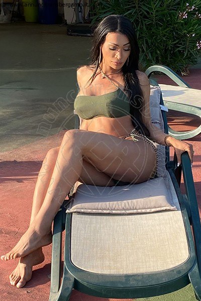 Foto Annunci Transescort Civitanova Marche Patricia Ginnari