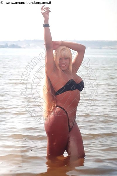 Foto Annunci Transescort Milano Nicole Vip Venturiny