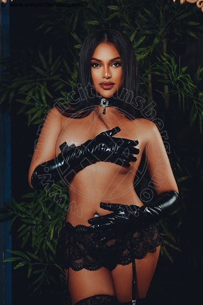 Foto Annunci Transescort Milano Sammi Asiatica